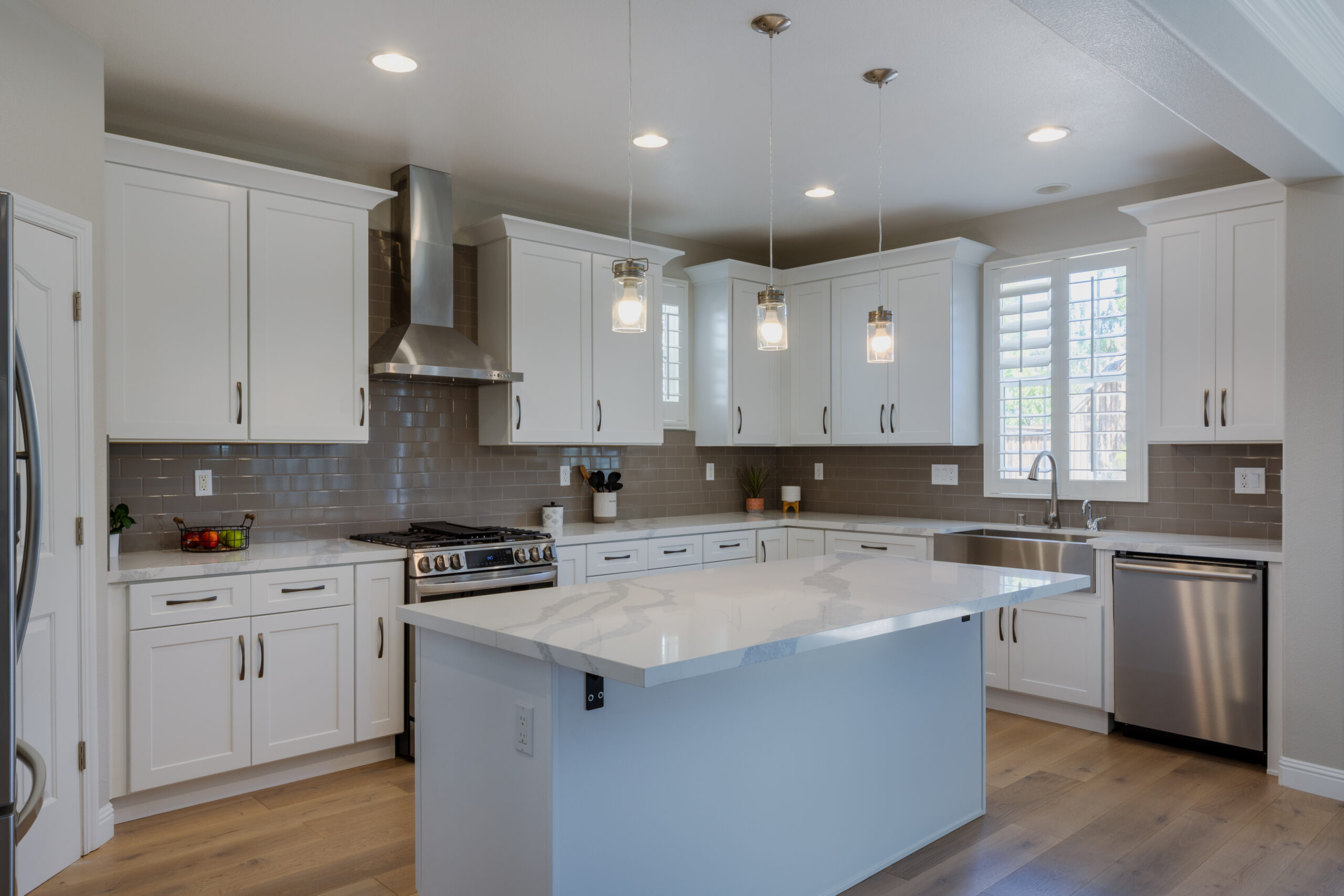 Contemporary kitchen after remodeling